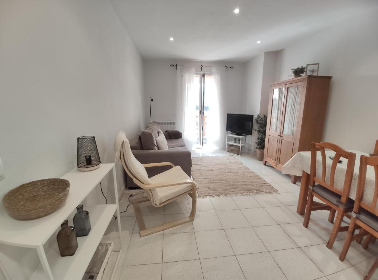 Apartamento Goxoa Jaca Bagian luar foto